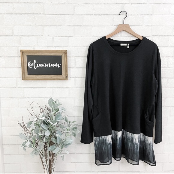 LOGO by Lori Goldstein Black Sweater Pocket Tunic